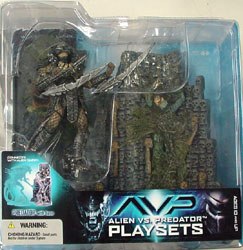 McFARLANE ALIEN VS PREDATOR SERIES 2 PREDATOR WITH BASE