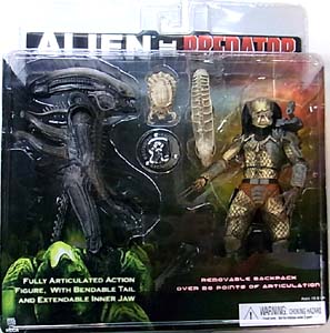 NECA USA TOYSRUS限定 ALIEN & PREDATOR 2PACK