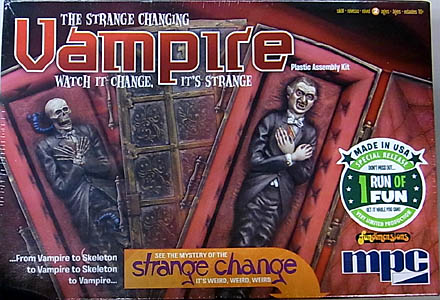 MPC 1/12スケール STRANGE CHANGE VAMPIRE 組み立て式プラモデル