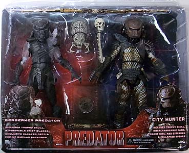 NECA PREDATORS 7インチアクションフィギュア 2PACK BERSERKER PREDATOR & CITY HUNTER [国内版]