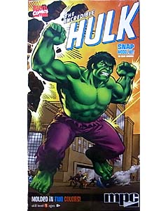 MPC 1/8スケール THE INCREDIBLE HULK 組み立て式プラモデル スナップキット