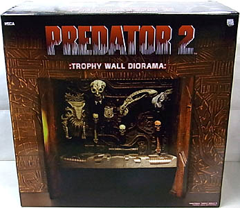 NECA PREDATORS PREDATOR 2 TROPHY WALL DIORAMA ワケアリ特価