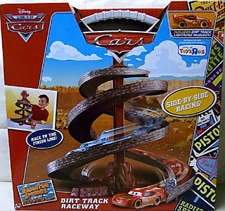 MATTEL CARS USA TOYSRUS限定 RADIATOR SPRINGS CLASSIC PLAYSET DIRT TRACK RACEWAY