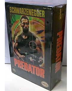 NECA PREDATOR 7インチアクションフィギュア CLASSIC VIDEO GAME APPEARANCE