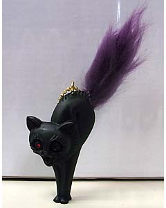 MAD SCULPTURES KITTEN KEY CHAIN [PURPLE]