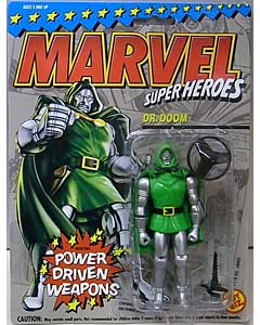 TOYBIZ MARVEL SUPER HEROES 5インチアクションフィギュア DR. DOOM [POWER DRIVEN WEAPONS]