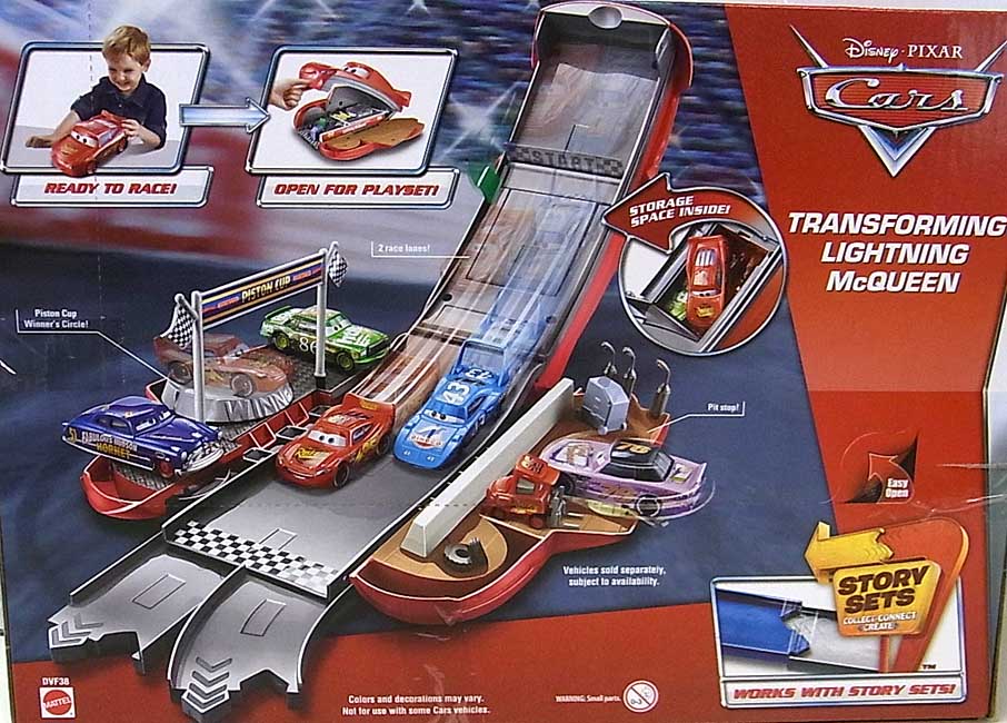 transforming lightning mcqueen playset