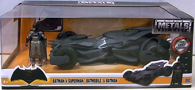 BATMAN V SUPERMAN - BATMOBILE \u0026 BATMAN