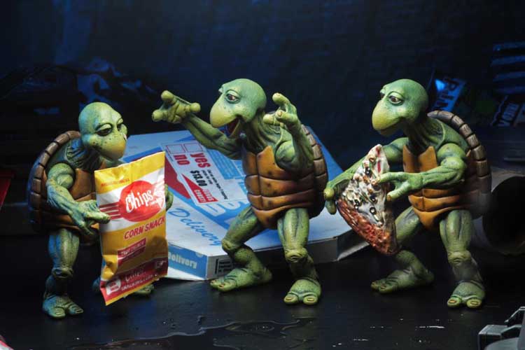 ASTRO ZOMBIES | NECA TEENAGE MUTANT NINJA TURTLES [1990 MOVIE] 1/4