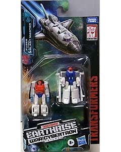 HASBRO TRANSFORMERS EARTHRISE MICROMASTER FUZER & AUTOBOT BLAST MASTER