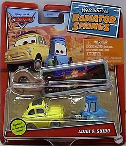 台紙傷み特価 MATTEL CARS 2021 WELCOME TO RADIATOR SPRINGS シングル LUIGI & GUIDO WITH KEY CHAIN