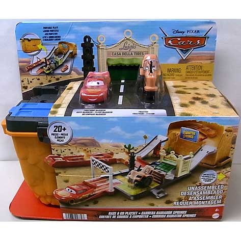 MATTEL CARS 2022 RACE & GO PLAYSET