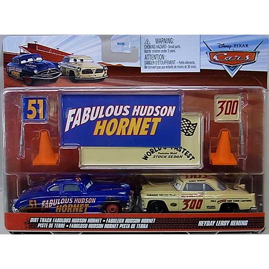 台紙傷み特価 MATTEL CARS 2023 2PACK WITH SIGN DIRT TRACK FABULOUS HUDSON HORNET & HEYDAY LEROY HEMING