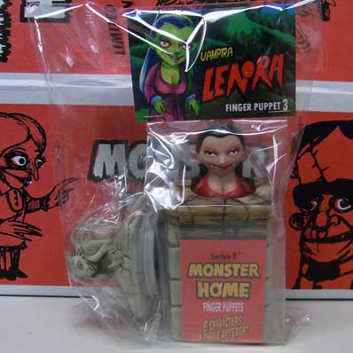 AMIGO TOYZ MONSTER HOME FINGER PUPPETS GARGOYLE MAUSOLEUM SET LENORA [FLESH COLOR]